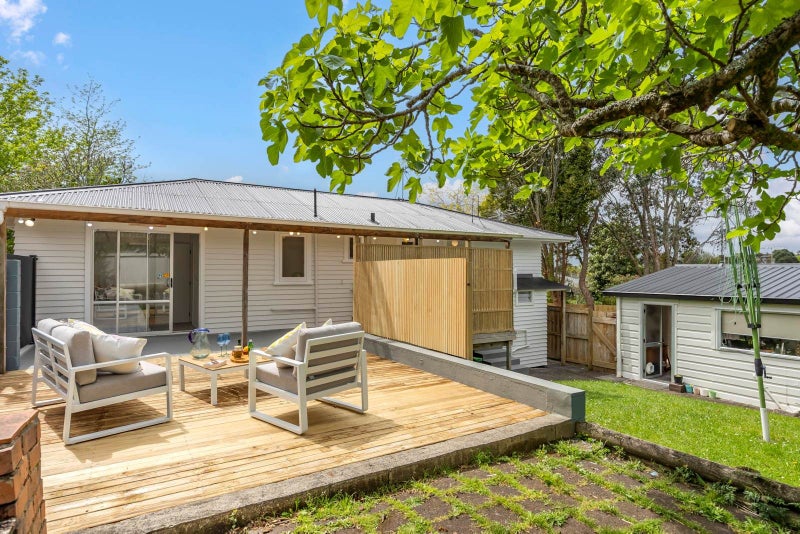 17 Liddell Street, Hillcrest, Auckland - Carousel 1