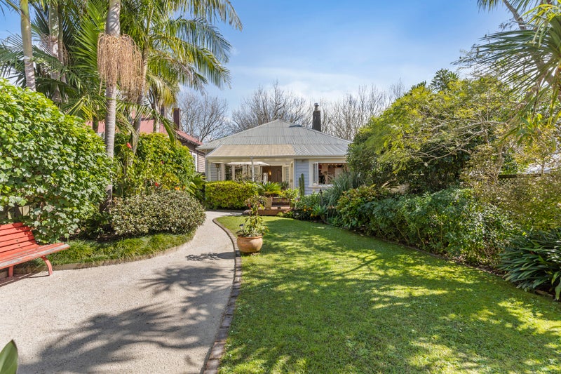 63 Selbourne Street, Grey Lynn, Auckland - Carousel 1