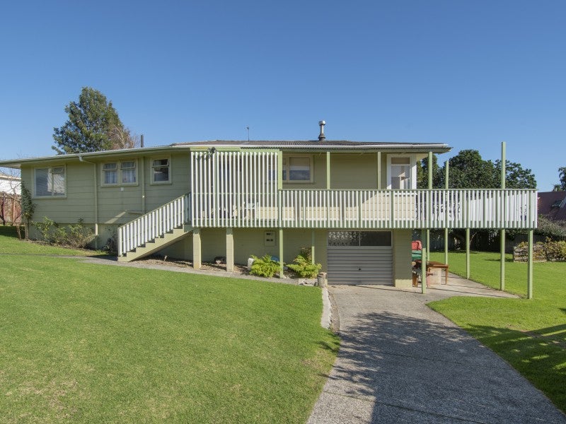 14 Rangataua Street, Welcome Bay, Tauranga - Carousel 1
