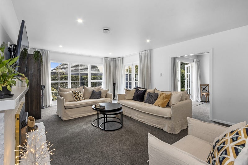 17A Dinton Street, Russley, Christchurch - Carousel 2