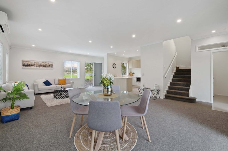 8 Toheroa Street, Hobsonville, Auckland - Carousel 2