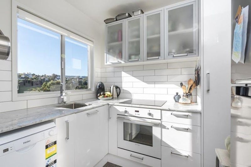 9/20 Central Road, Kingsland, Auckland - Carousel 2