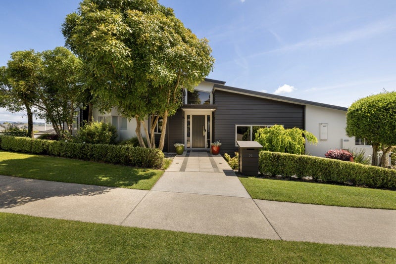 21 Siemonek Rise, Bethlehem, Tauranga - Carousel 1