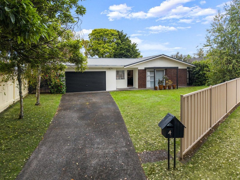4 Gulliver Place, Conifer Grove, Takanini - Carousel 1