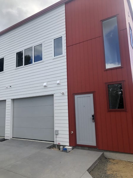 3/4 Hammond Street, Hamilton Central, Hamilton - Carousel 9