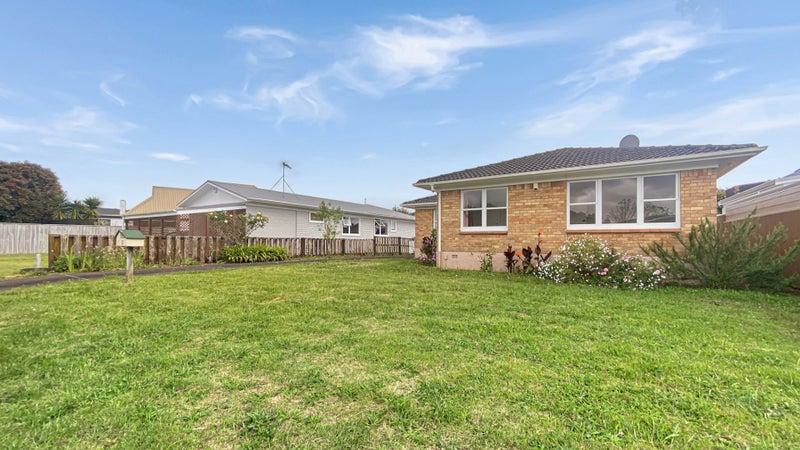 13 Innisfree Drive, Ellerslie, Auckland - Carousel 2