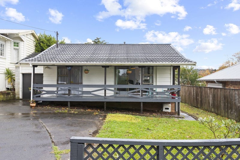 1/33 Willerton Avenue, New Lynn, Auckland - Carousel 1