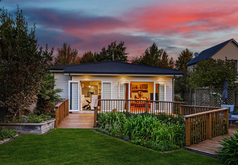 41A Tomes Road, St Albans, Christchurch - Carousel 2