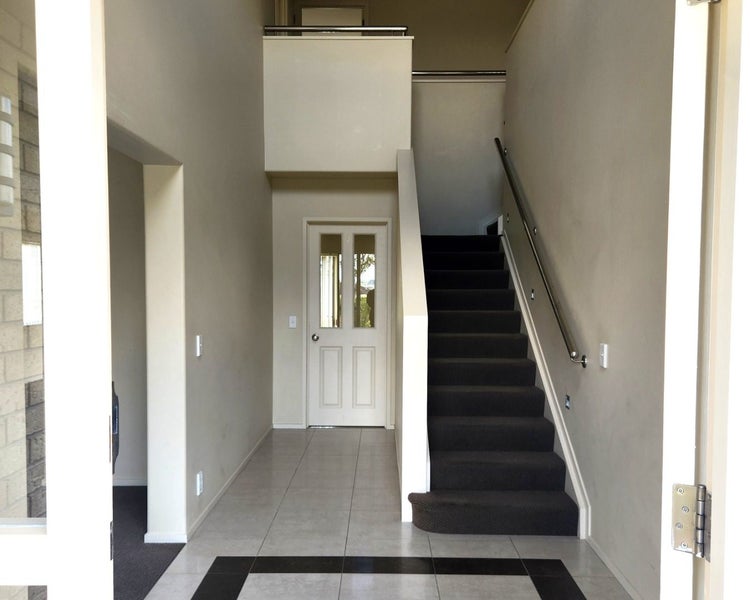 12 Tivoli Court, Flat Bush, Auckland - Carousel 2