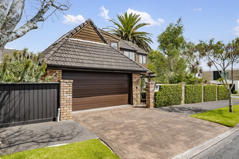 14A Burwood Crescent, Remuera, Auckland - Carousel 1