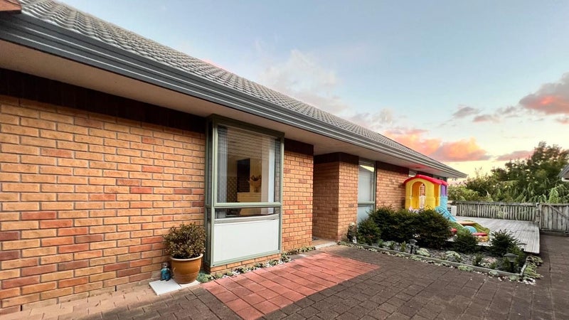 7/12 NORTHCROSS DR, Oteha, Auckland - Carousel 1