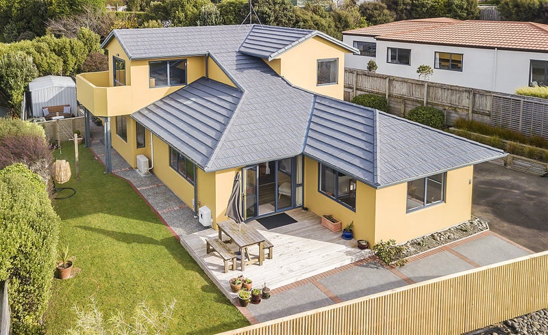 20 Pendennis Point, Camborne, Porirua - Carousel 1