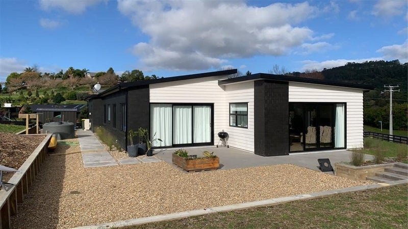 1 Harper Way, MINDEN, WHAKAMARAMA - Carousel 2