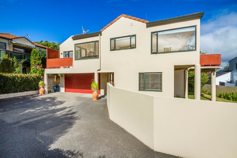 3A Galaxy Drive, Mairangi Bay, Auckland - Carousel 1