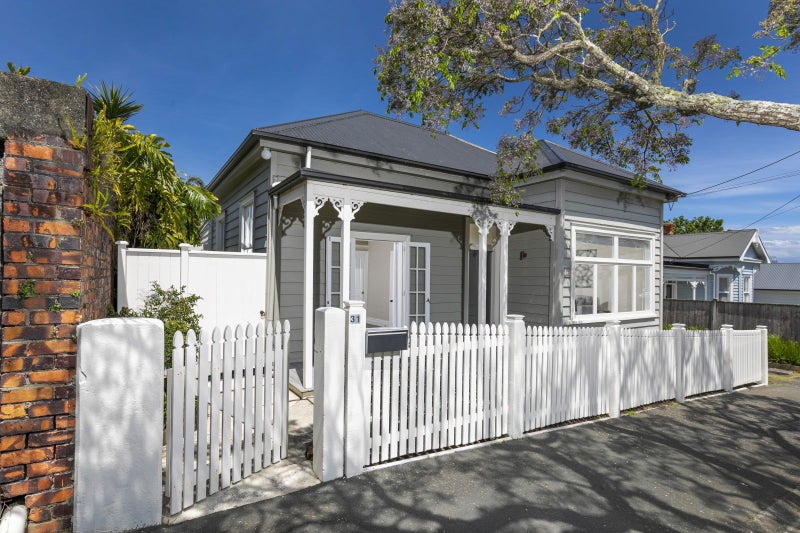 31 Mozeley Avenue, Devonport, Auckland - Carousel 1