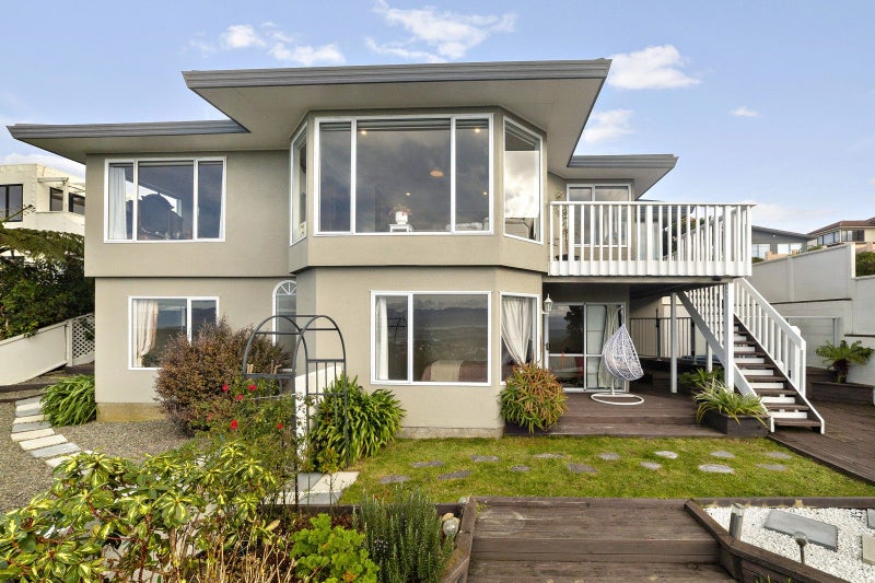 89 Ashton Fitchett Drive, Brooklyn, Wellington - Carousel 21