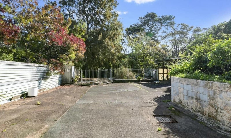 34 Blease Street, New Lynn, Auckland - Carousel 2