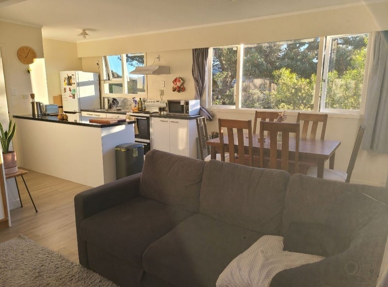 100 Quebec Street, Kingston, Wellington - Carousel 1