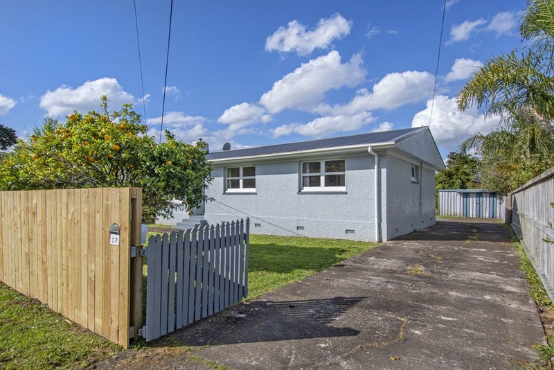 37 West End Avenue, Woodhill, Whangarei - Carousel 1
