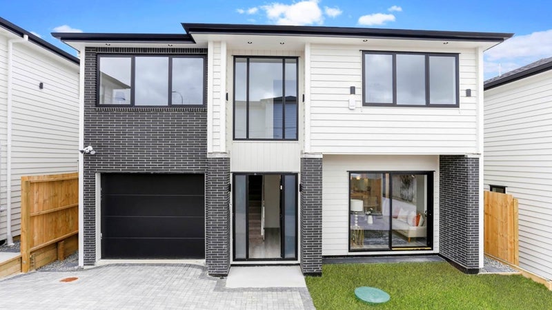 301B Richardson Road, New Windsor, Auckland - Carousel 1