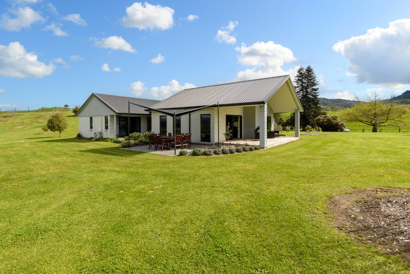 136B Kumikumi Road, Tauranga - Carousel 21