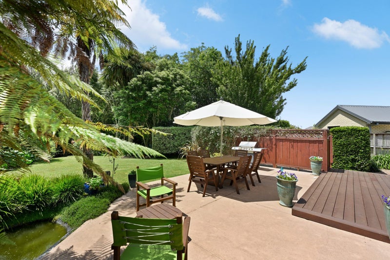 41 Huntington Drive, Huntington, Hamilton - Carousel 24
