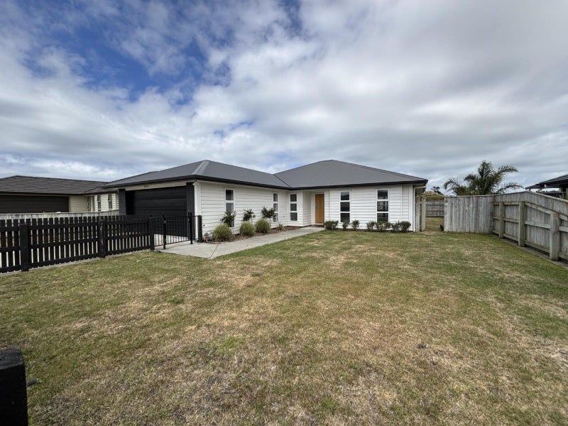 53 Magnolia Crescent, Tawhero, Whanganui - Carousel 1