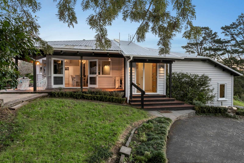 59 Awanohi Road, Albany - Carousel 1