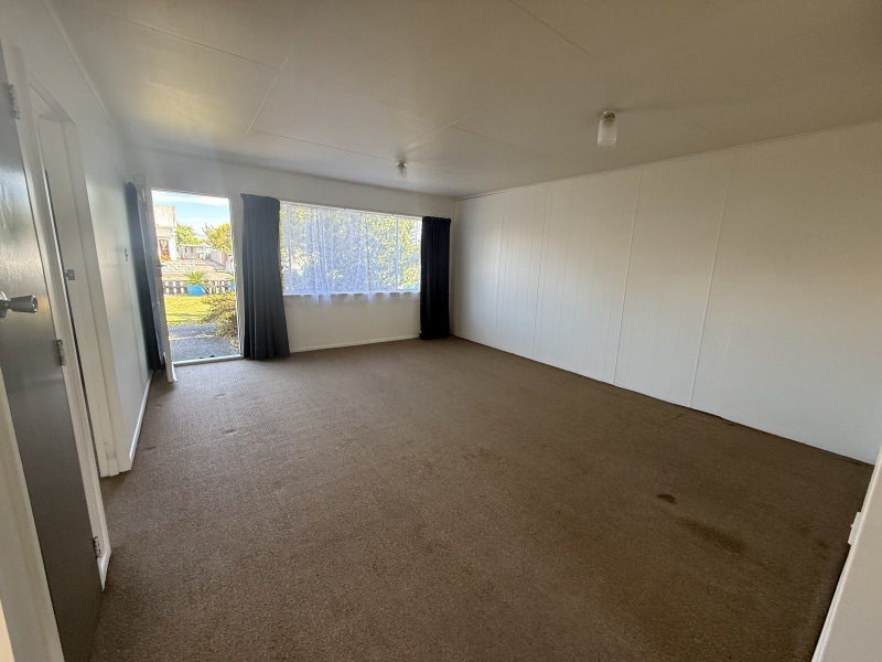 3/299 Ruahine Street, Terrace End, Palmerston North - Carousel 2