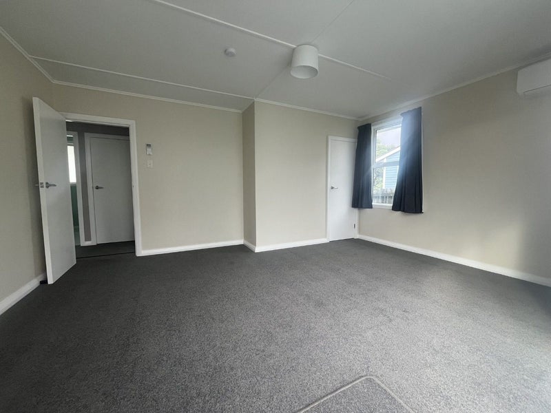 74A Te Pene Avenue, Titahi Bay, Porirua - Carousel 2