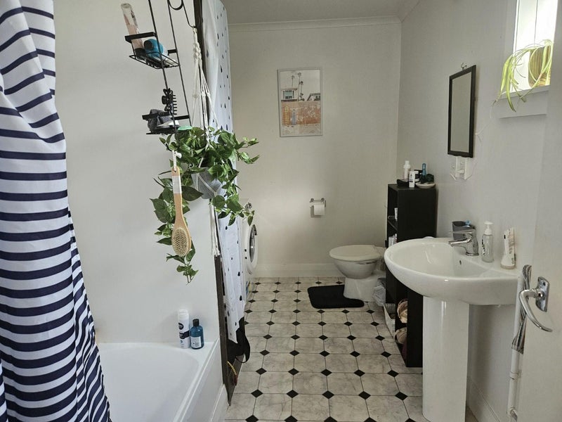 133 Kelburn Parade, Kelburn, Wellington - Carousel 1