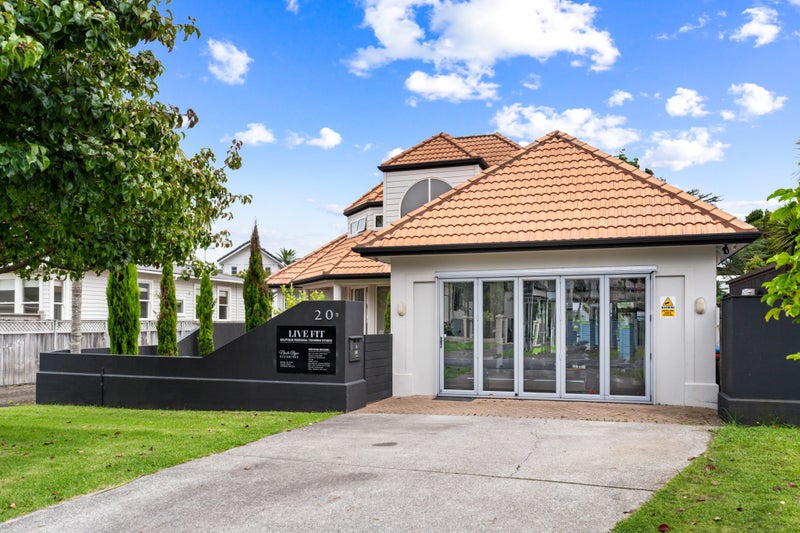 20A Nihill Crescent, Mission Bay, Auckland - Carousel 1