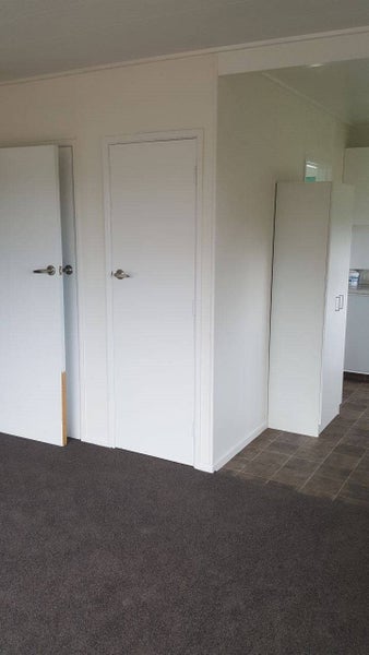 53 Barrie Crescent, Silverdale, Hamilton - Carousel 6