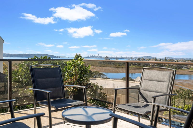 153B West Harbour Drive, West Harbour, Auckland - Carousel 2