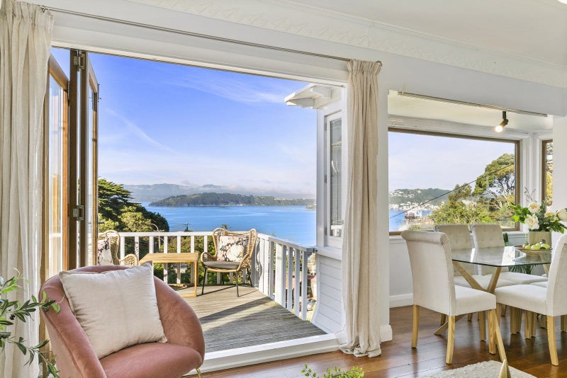 109 Barnard Street, Wadestown, Wellington - Carousel 1