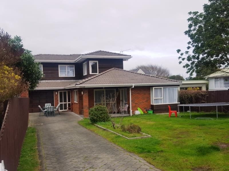 2/4 McLeod Road, Weymouth, Auckland - Carousel 1