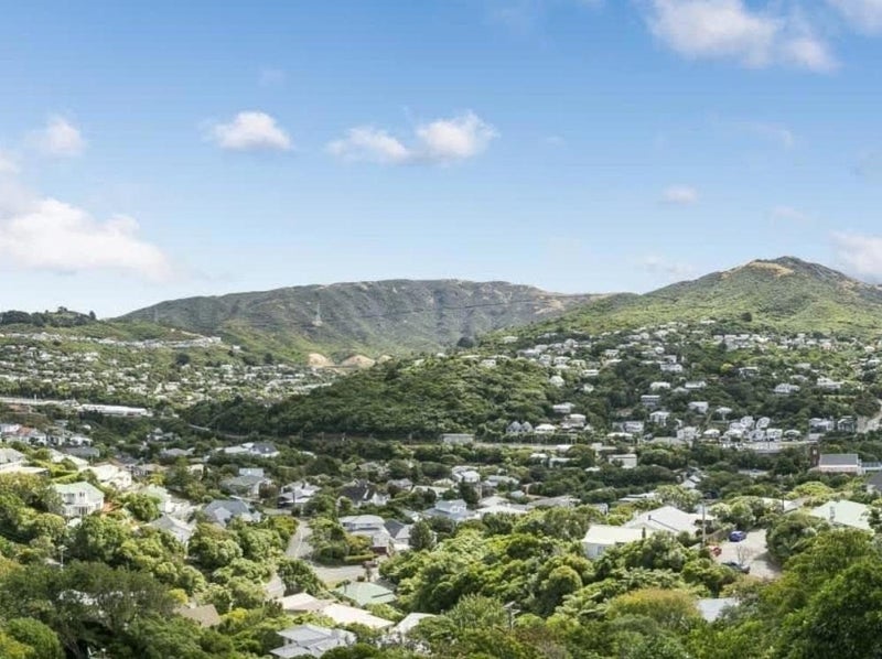 6/258 Cockayne Road, Ngaio, Wellington - Carousel 1