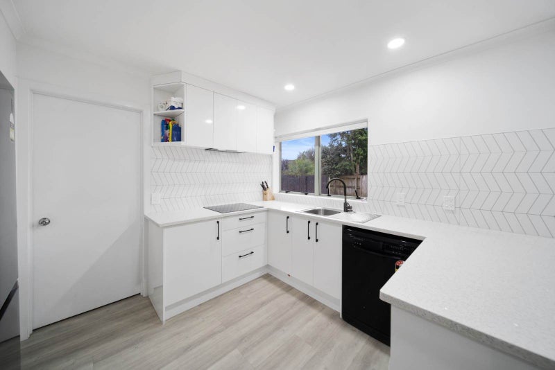 2/8 Pono Place, Waiuku, Auckland - Carousel 2