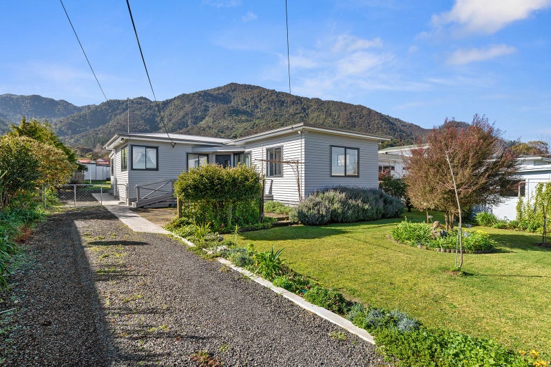 35 East Avenue, Te Aroha, Te Aroha - Carousel 1