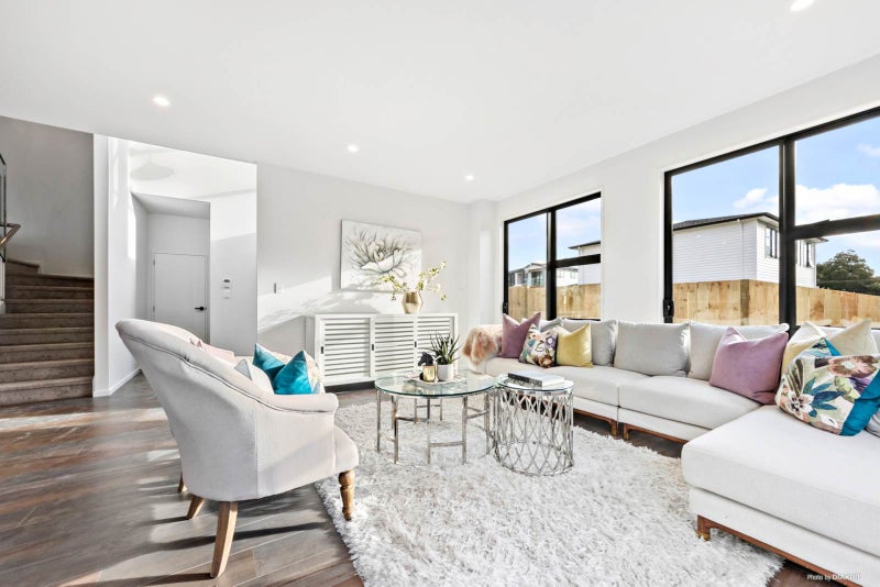 10 Hing Street, Flat Bush, Auckland - Carousel 2