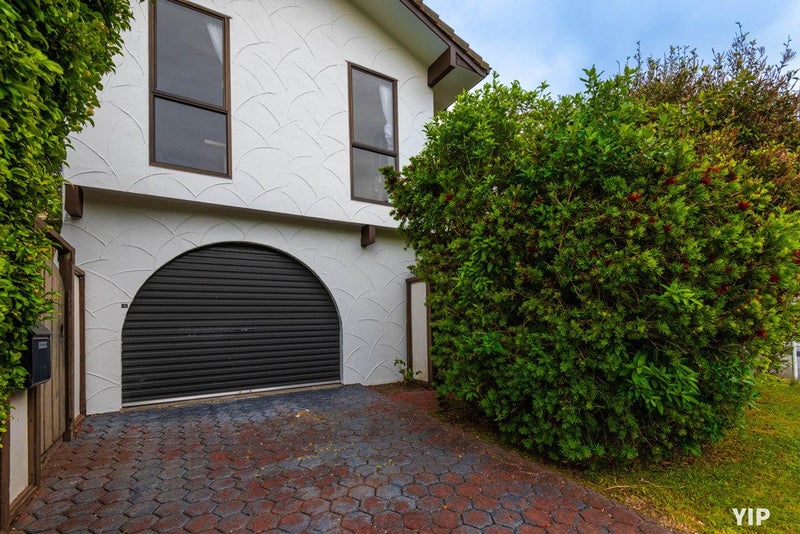 23 Chisbury Street, Churton Park, Wellington - Carousel 12