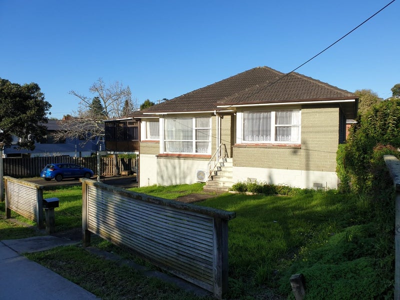 11 College Road, Northcote, Auckland - Carousel 2