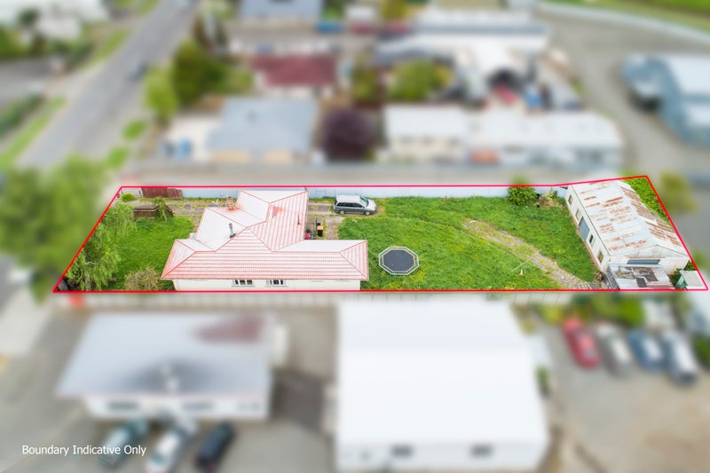 316 Tremaine Avenue, Takaro, Palmerston North - Carousel 1