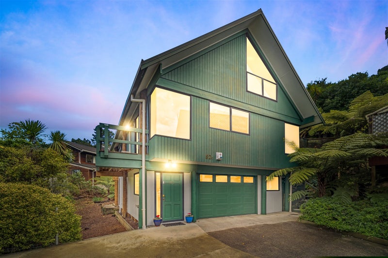 3/52 Heathcote Road, Castor Bay, Auckland - Carousel 1