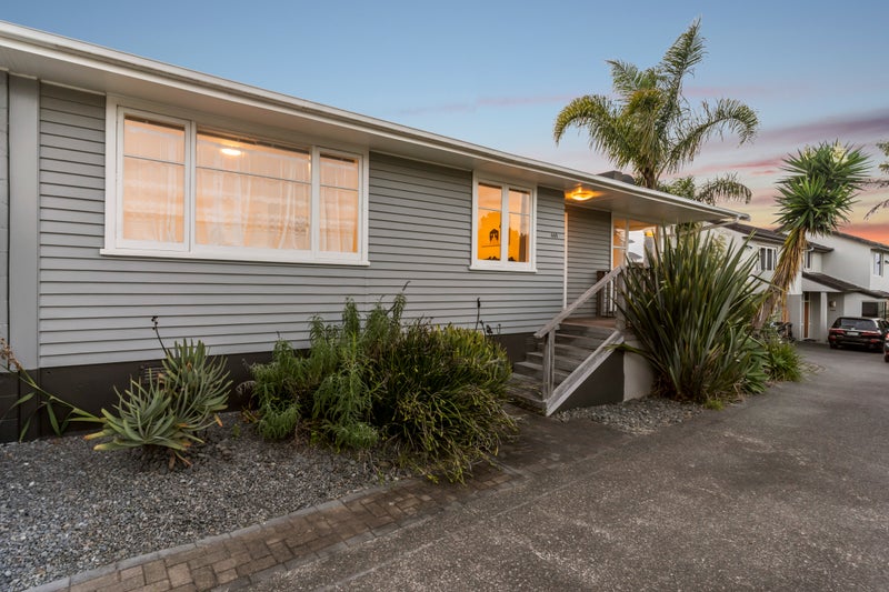 68B Commodore Drive, Lynfield, Auckland - Carousel 2
