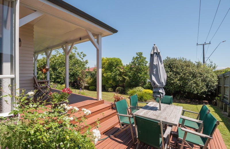 200 The Ridgeway, Stoke, Nelson - Carousel 2