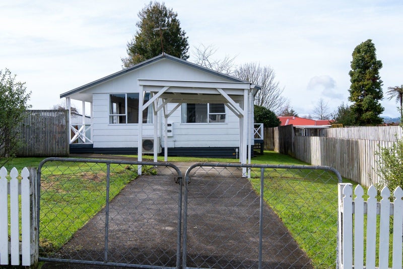 7 Amethyst Place, Pukehangi, Rotorua - Carousel 2