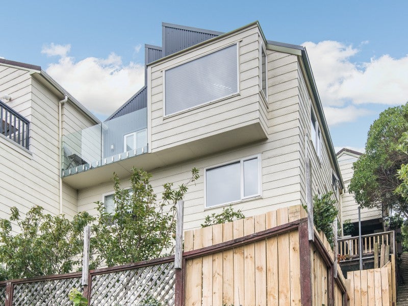 26B Arun Crescent, Southgate, Wellington - Carousel 1