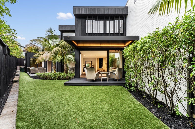 2 Graceville Lane, St Heliers, Auckland - Carousel 2