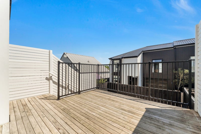 150A Leybourne Circle, Glen Innes, Auckland - Carousel 2
